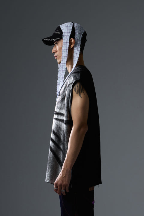 Fracture Scarf Hood